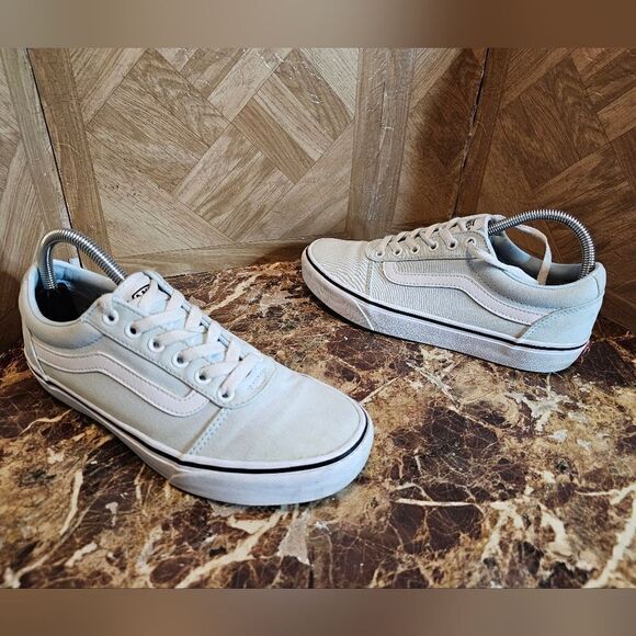 Vans women's Off The Wall skateboard low blue shoes size 9.  531 - Picture 1 of 11